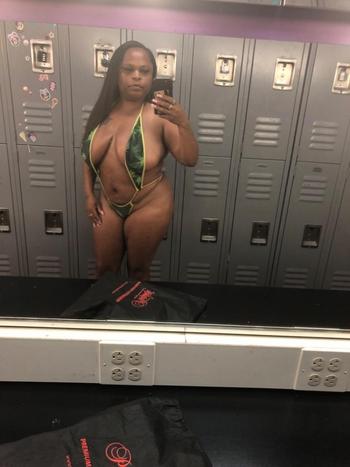 Yummy t, 25  female escort, Redding