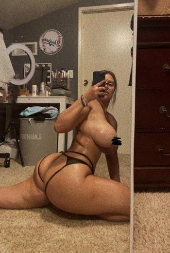 681-460-2632, 27  female escort, Redding