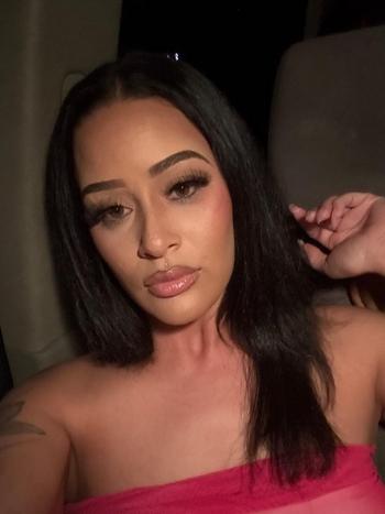 Diamond, 23  female escort, Redding