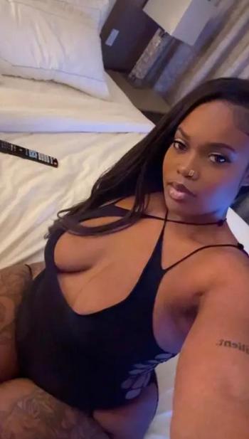 KarmenRose, 25  female escort, Redding