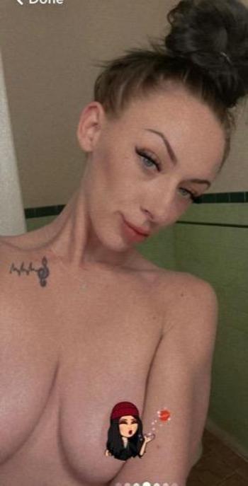 2017191185, female escort, Redding